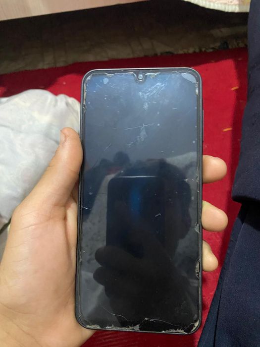 Самсунг А16 обмен есть на айфон