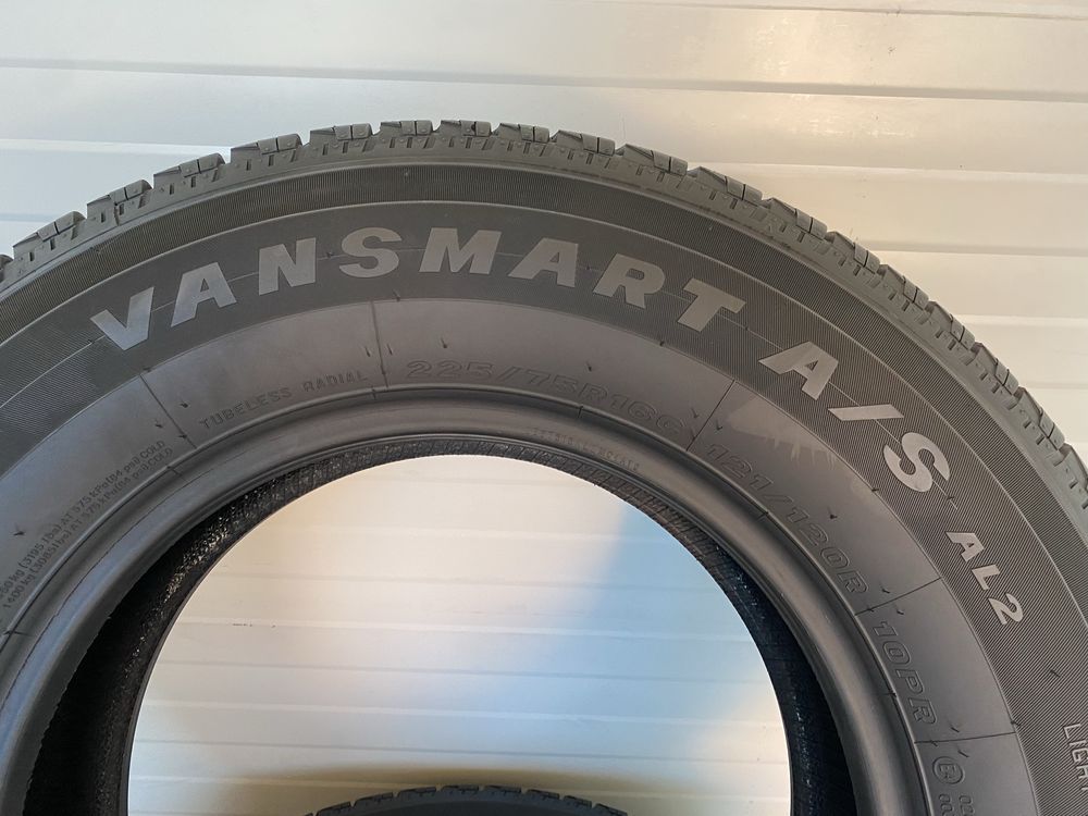 4бр зимни гуми 225/75/16C/Maxxis Vansmart A/S/AL2/dot0122/8.4мм грайфе
