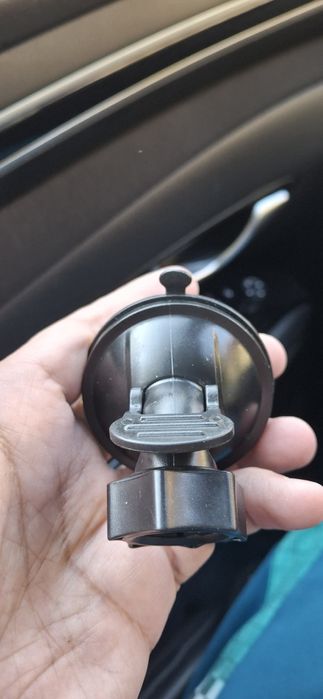 Продам оригиналную присоску для silverstone антирадара.из комплекта