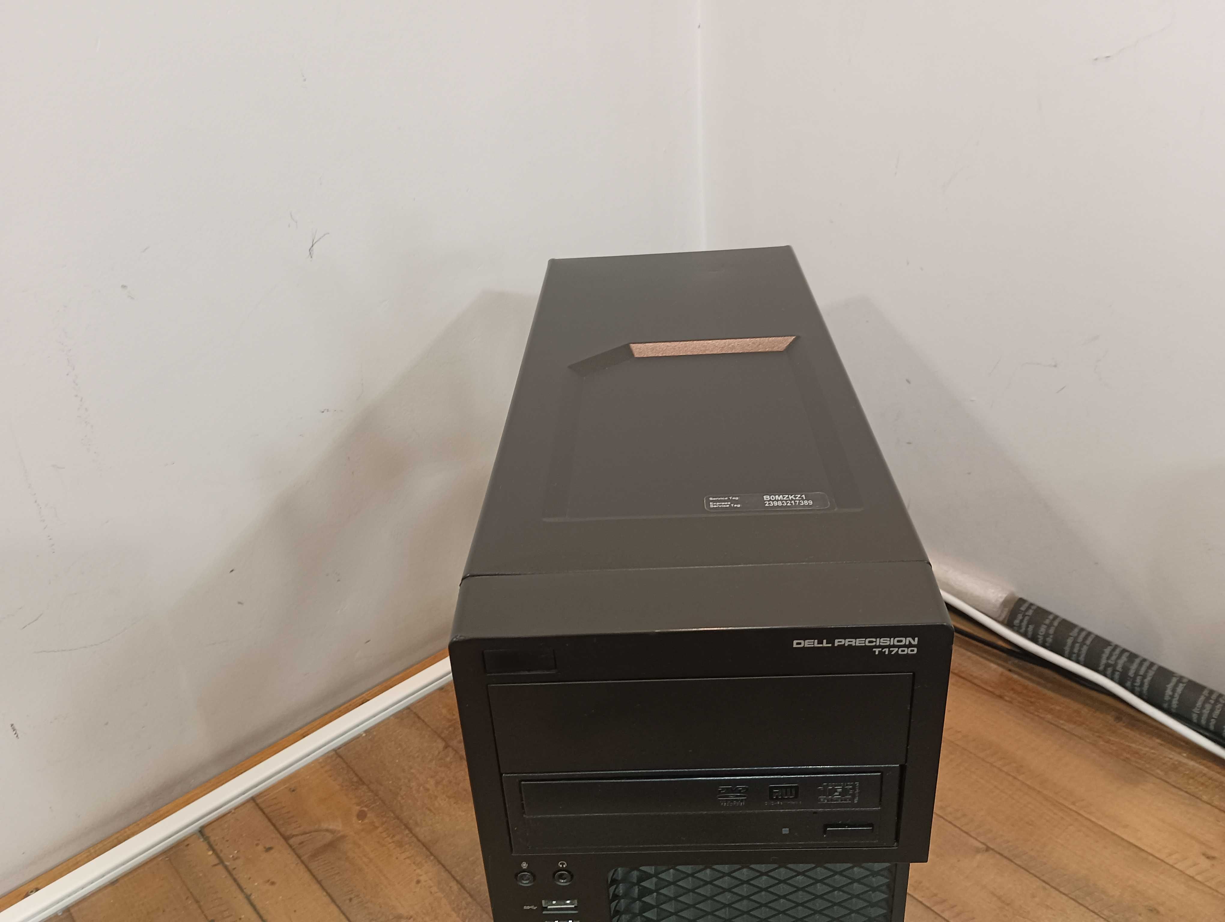 Настолен компютър / умерен гейминг / Dell Precision T1700 Xeon E3 1220