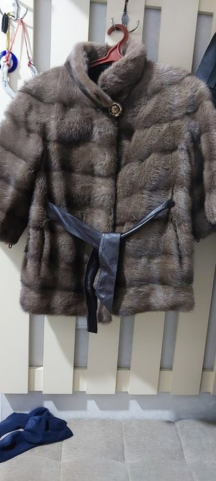 продам норковую шубу