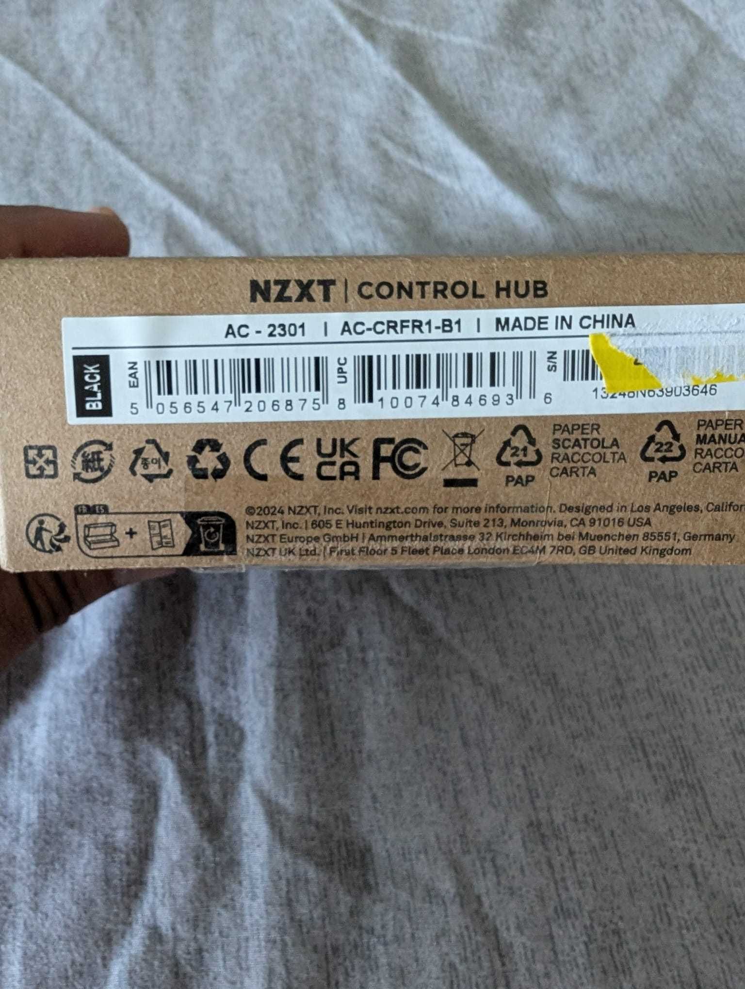 NZXT Control Hub AC-2301 Digital Rgb Lighting & Fan Controller