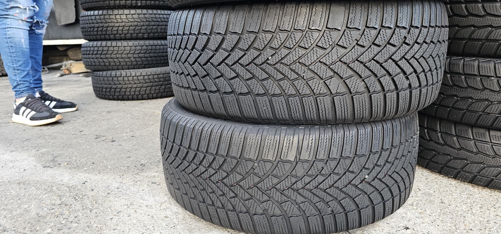 225 50 R 17 Bridgestone iarna