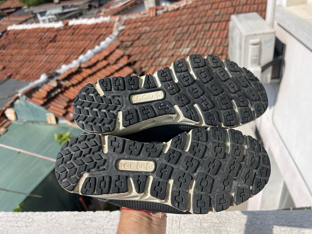 Ecco Gore-Tex 42