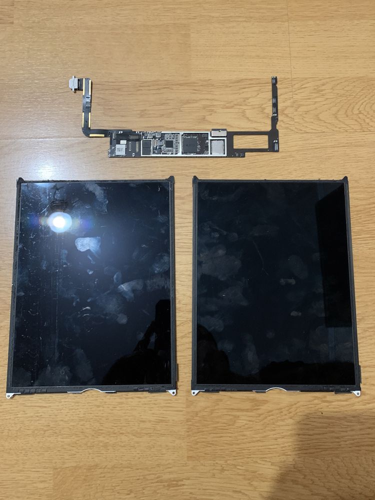 Части за различни таблети iPad