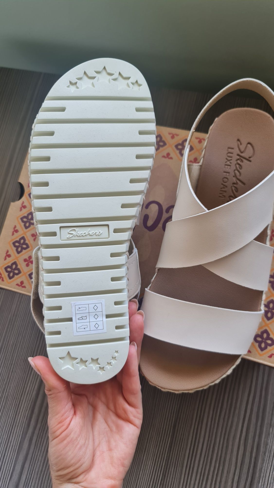 Дамски сандали Sketchers