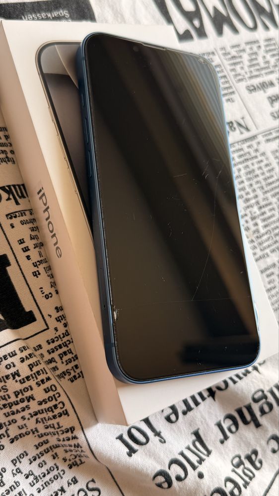 Продавам iphone 13