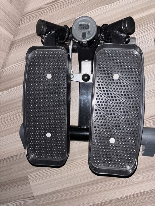 Stepper fitness machine