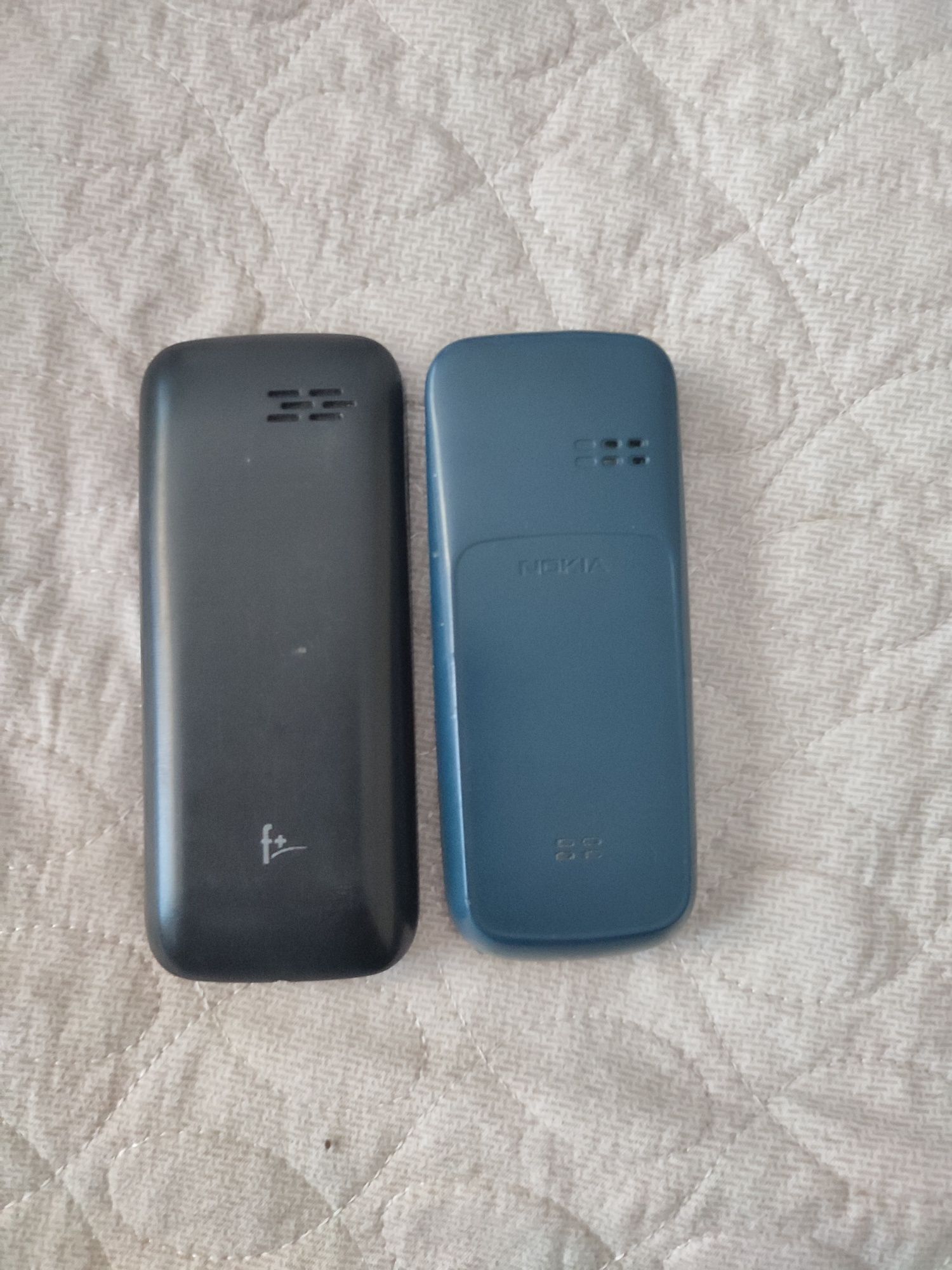 Asus zenfone 2 laser ze 500 kl и две кнопочные телефоны.