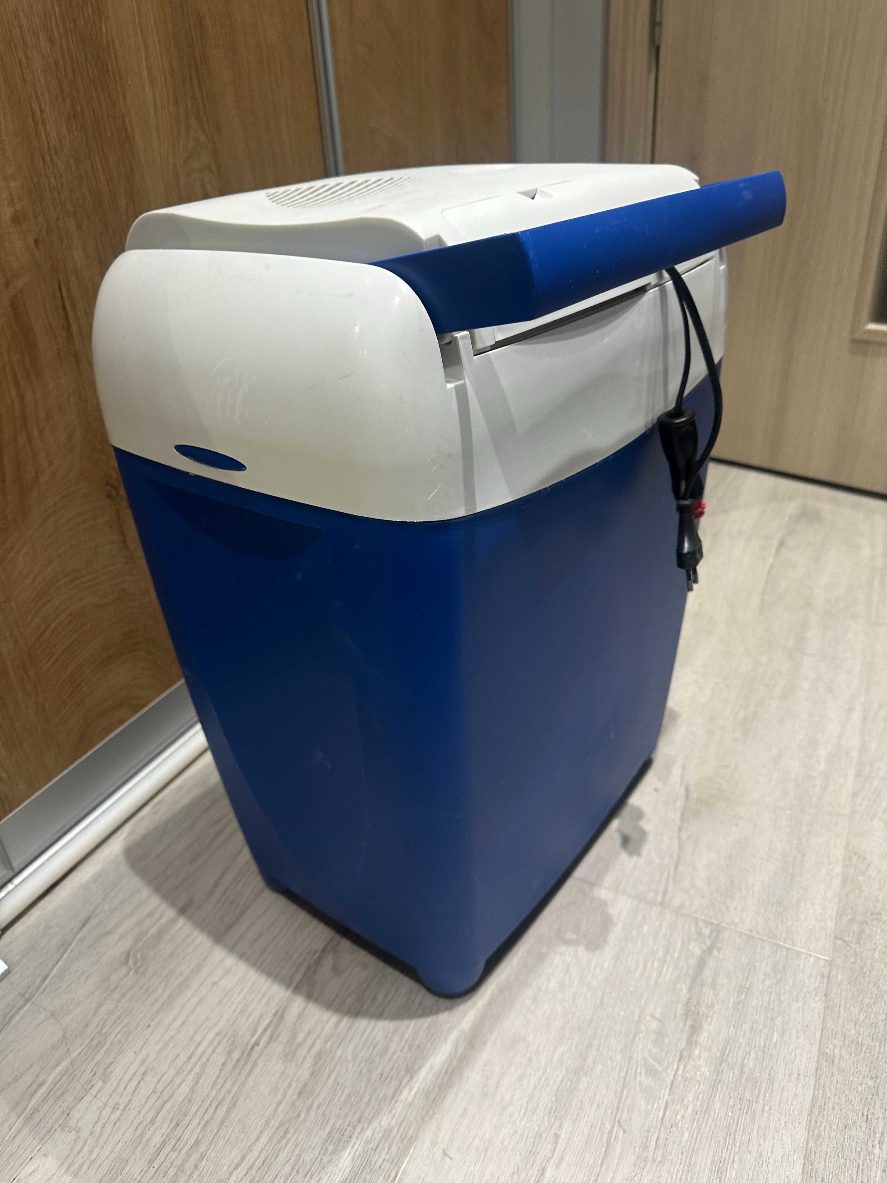 Хладилнa чанта Quigg - , 32л, 12V-220V студено