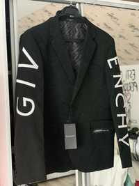 Sacou Givenchy model nou