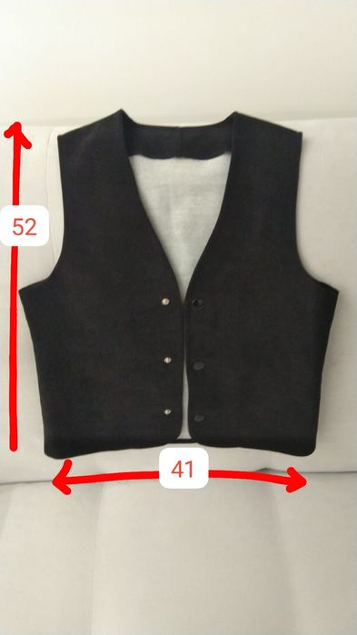 Жилетка. 1-2 класс. Новый.