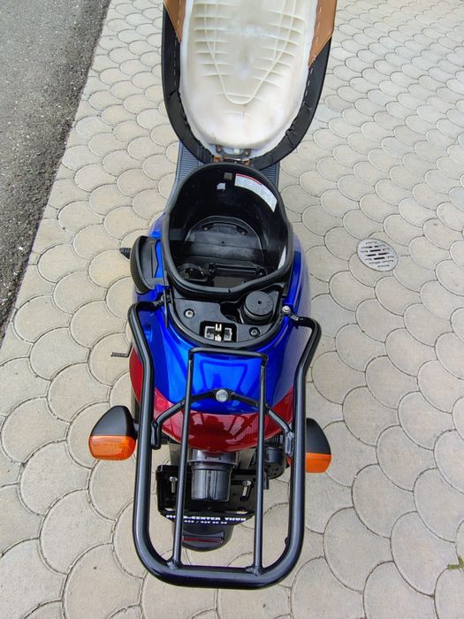 Scuter Suzuki Hokuto 110