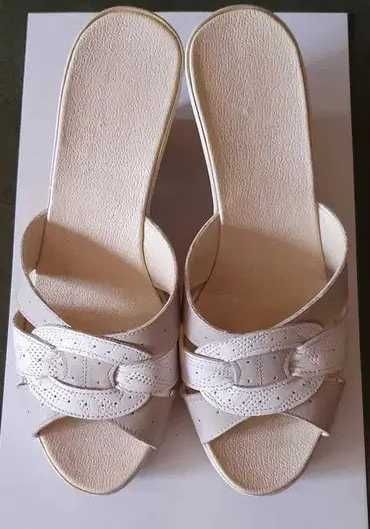 Sandale din piele  modele deosebite