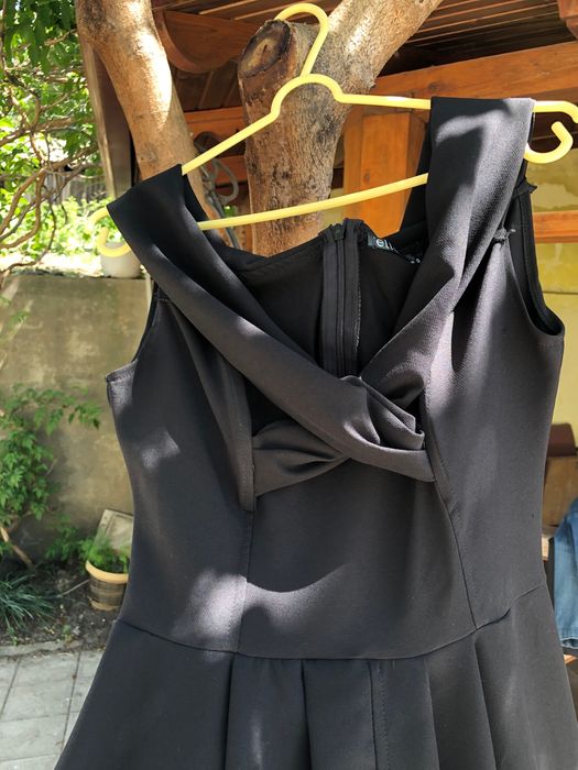 Rochie S neagra eleganta