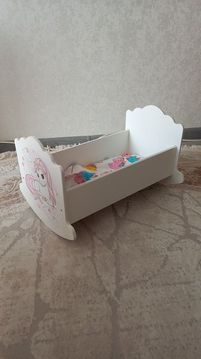 Продам детскую кроватку