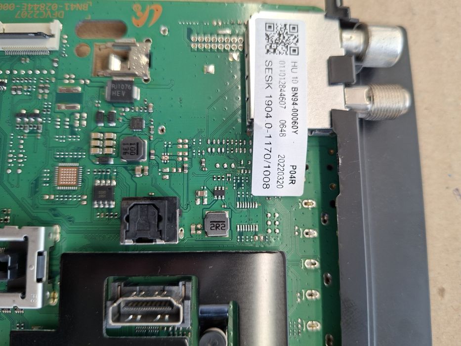 Samsung QE50Q60AAU за части