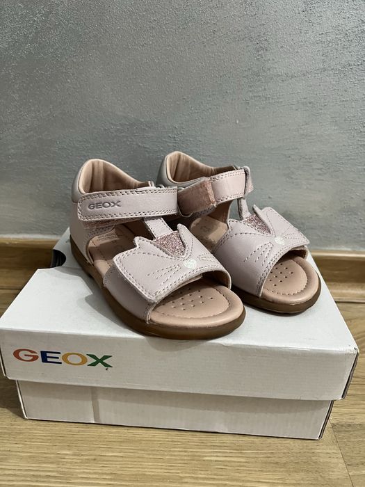 Sandale Geox/ ghete Decathlon marimea 24, 3 ani fata