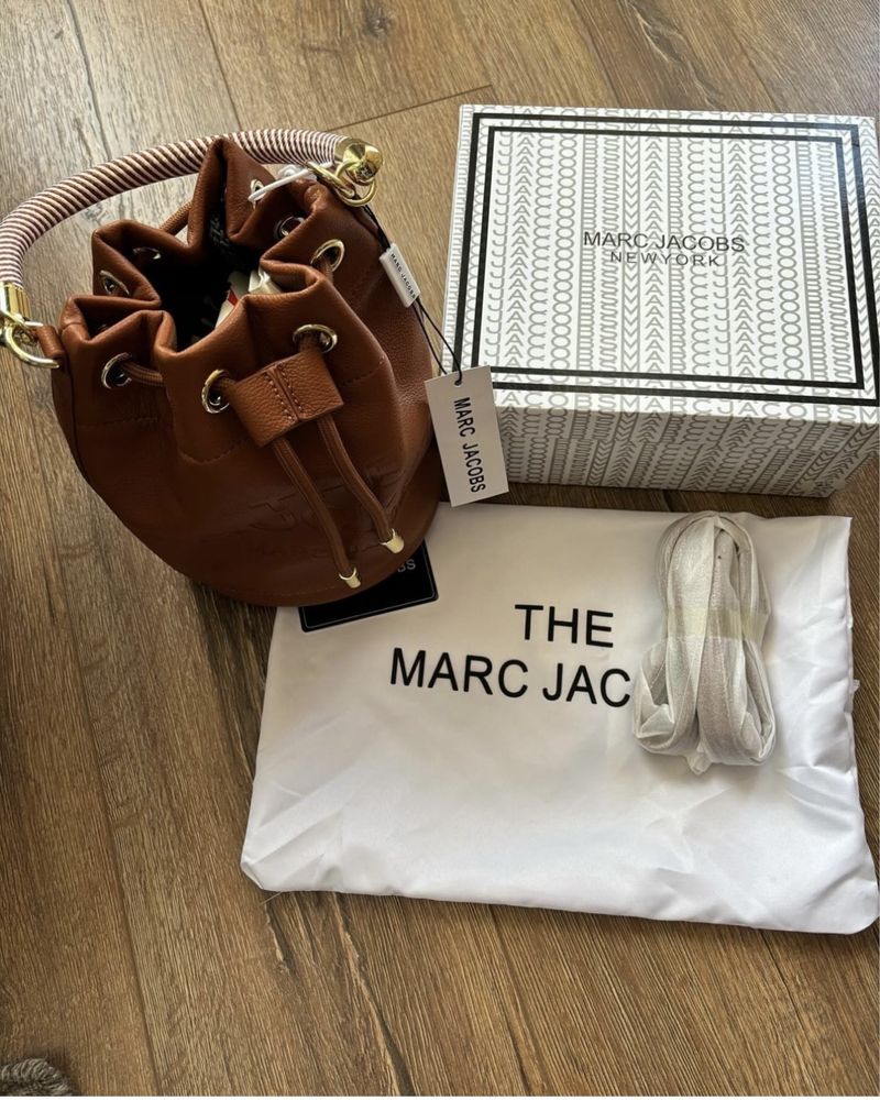 Дамска Чанта MJ Bucket Bag