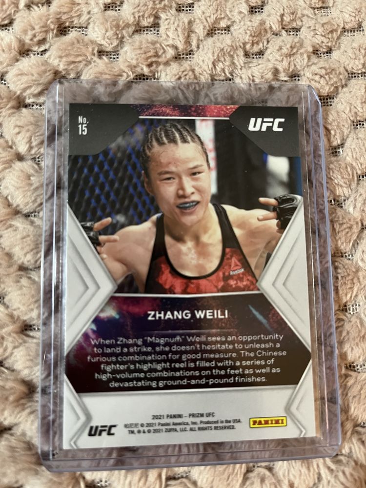 Zhang Weili champ cartonas Ufc 2021 debut edition