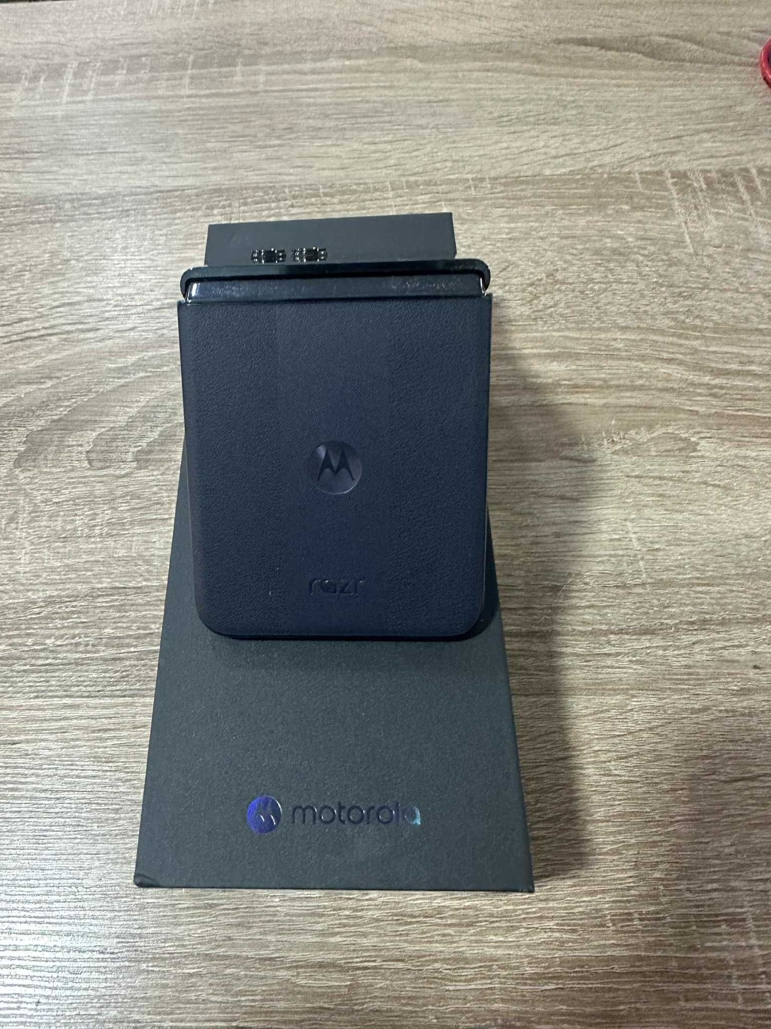 Смартфон Motorola Razr 50 Ultra, 12GB, 512GB, Midnight