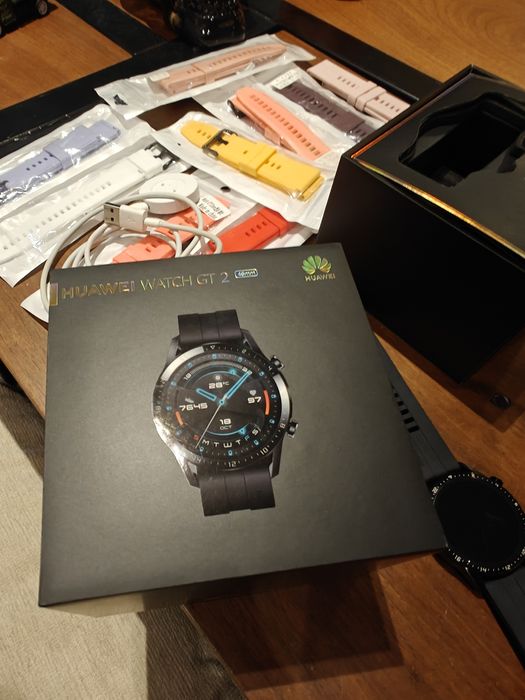 Смарт часовник Huawei gt 2