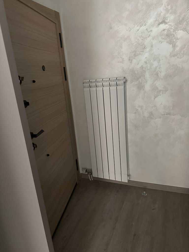 Дава се под наем Тристаен апартамент в Търговище, Вароша - 81 кв.м за 400 € - Снимка #10