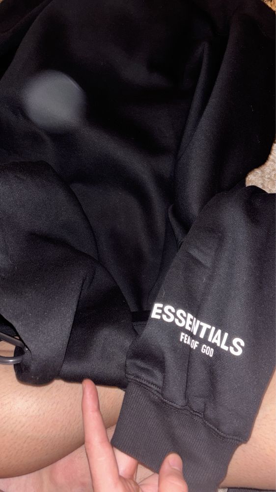 Hanorac essentials negru