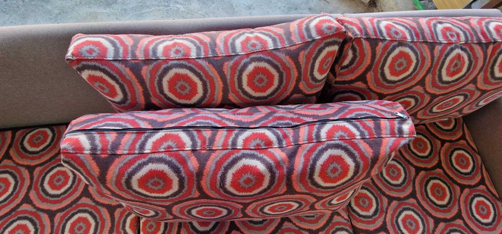 Ъглов диван 2.80м на 2.00м