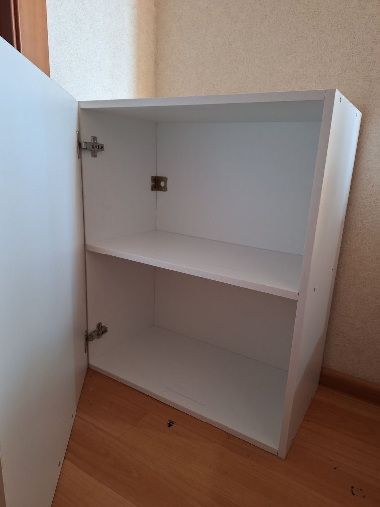 Шкаф белый на кухню 60 см