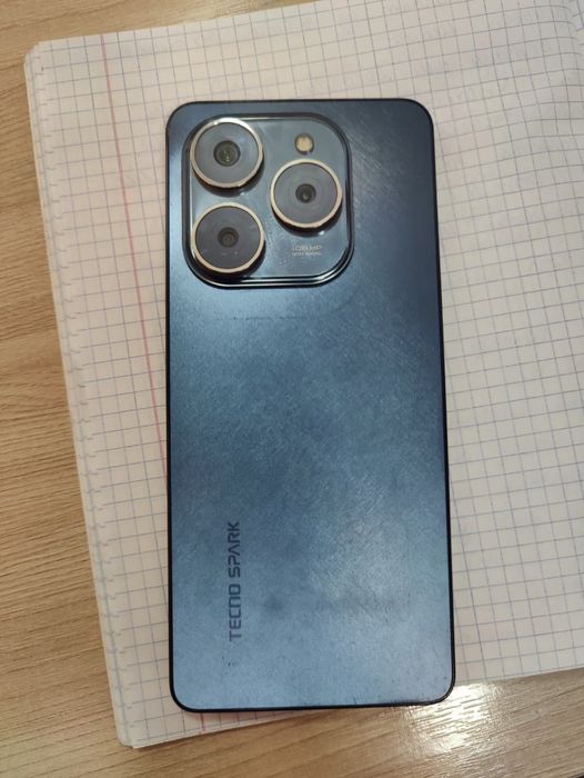 Продам tecno spark 20 pro