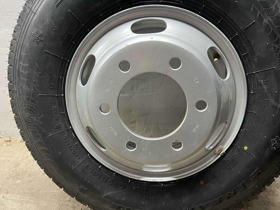 Продам диски на Foton 3х и 5ти тонники, бескамерные, R16 и R17.5