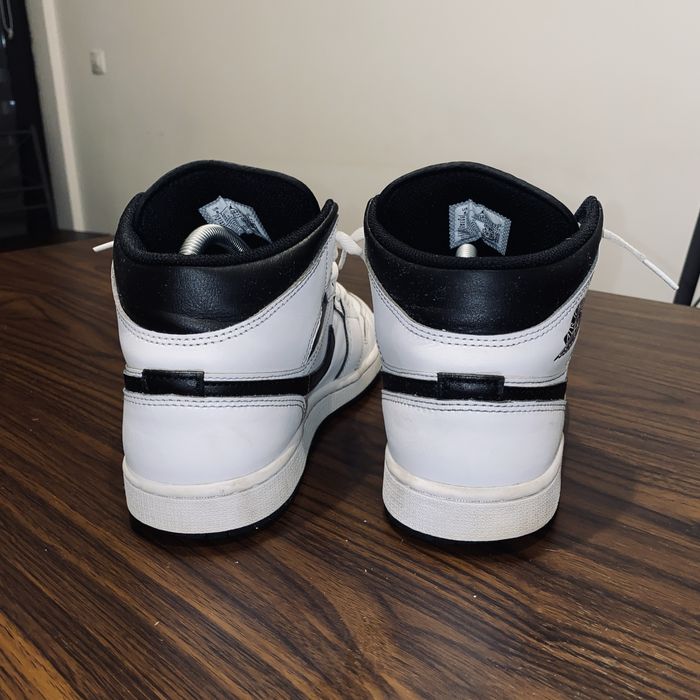 Nike Jordan 1 Mid Marimea 41 Albi