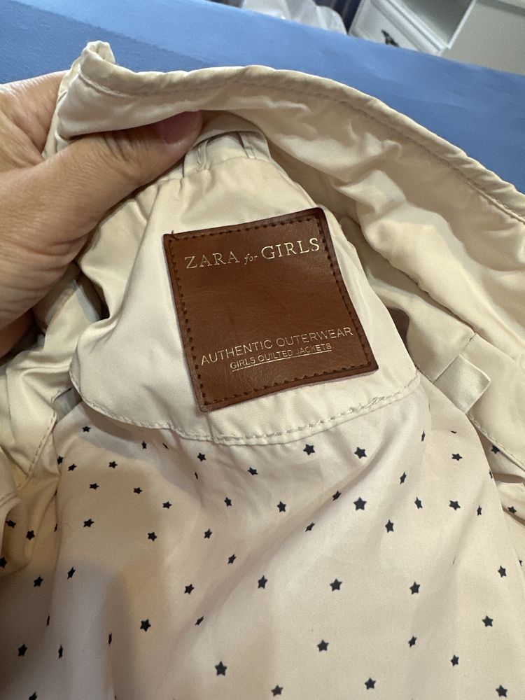 Куртка Zara на девочку