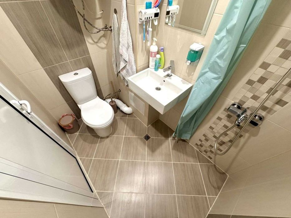 Продава се Двустаен апартамент в Русе, Здравец Изток - 58 кв.м за 1688 €/кв.м - Снимка #11