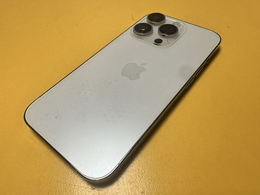 Смартфон Apple iPhone 14 Pro 128 GB