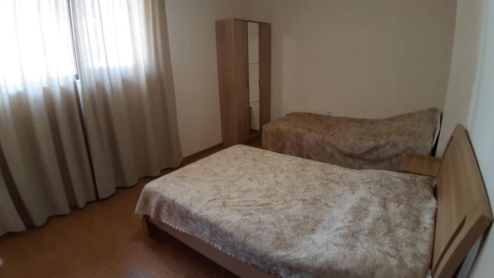 Дава се под наем Тристаен апартамент в Бургас, Сарафово - 143 кв.м за 612 € - Снимка #1