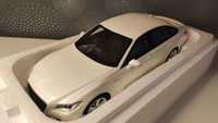 Macheta Toyota Crown 3.5 RS Limited Edition 1 of 700 - 1/18 Kyosho