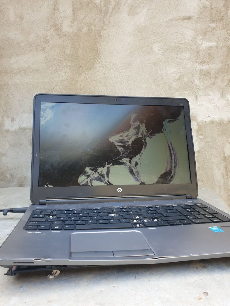 Hp probook 650 g1 cu procesor i5  plca de baza bună