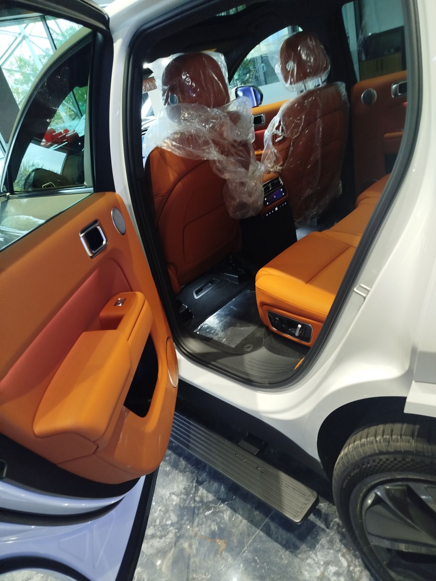 Ли 7 ультра автомобили