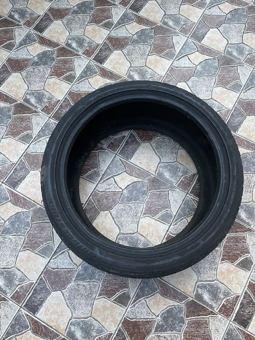 Bridgestone 255/35/19