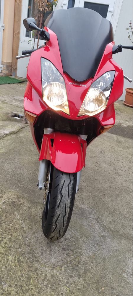 Vand sau schimb Honda Vfr800