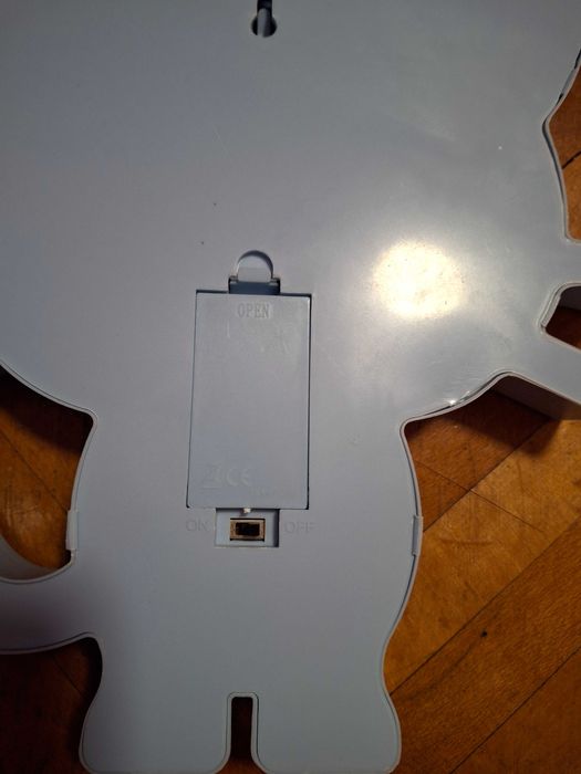 Tablouri cu lampa pt camera copilului