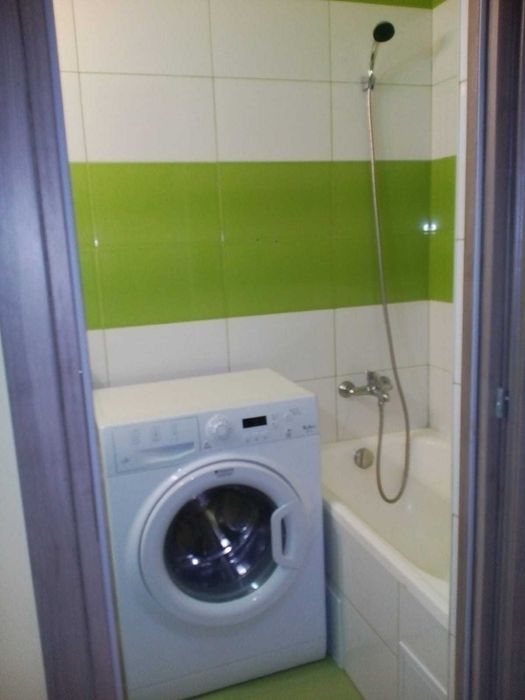 Proprietar Inchiriez Garsonira Zona Lipovei
