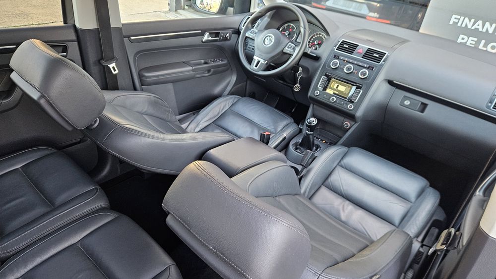 Vw.Touran 1.6 Tdi 105 cp 2014.03 Piele-Clima-Navi-Panoramic-Jante