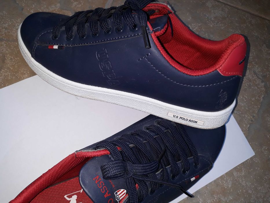 Продавам детски обувки