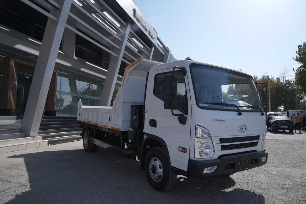 Автосамосвал на шасси Hyundai Mighty D4CC