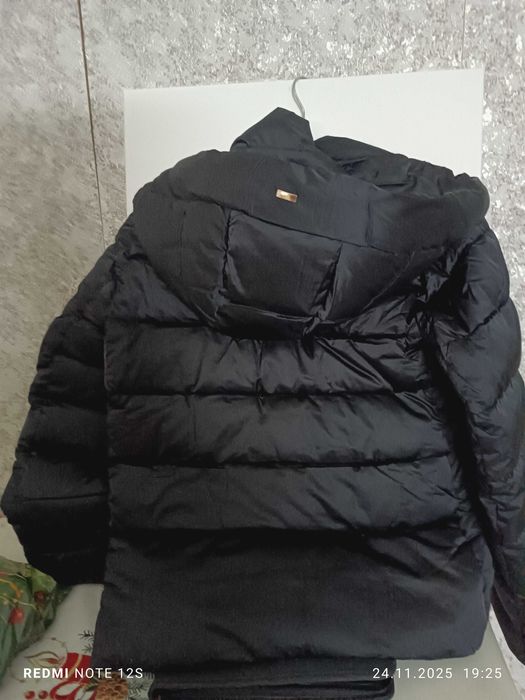 Чисто ново зимно дамско яке