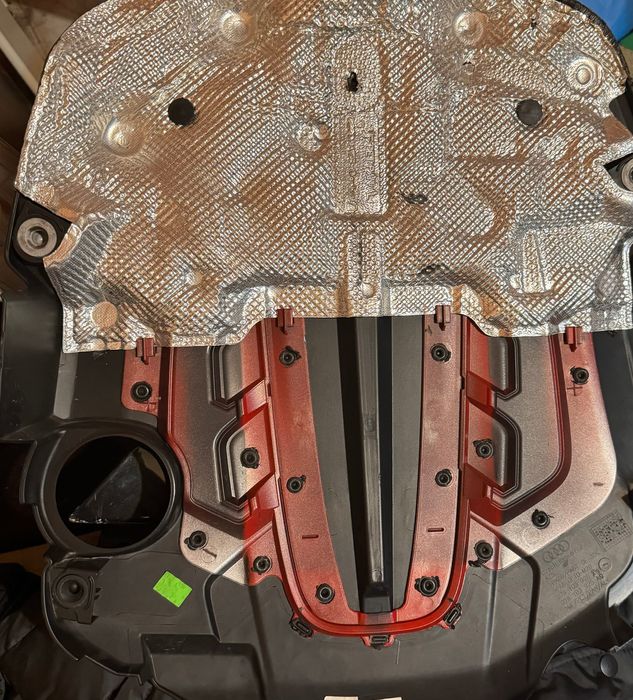 Audi S7 капак на мотор