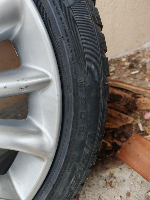 Jante originale MINI Cooper  cauciucuri de iarnă Pirelli 225 45 R1